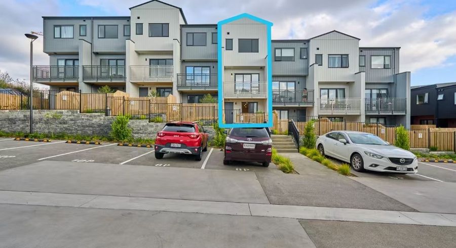  at 10 Pahoehoe Close, Mount Wellington, Auckland City, Auckland
