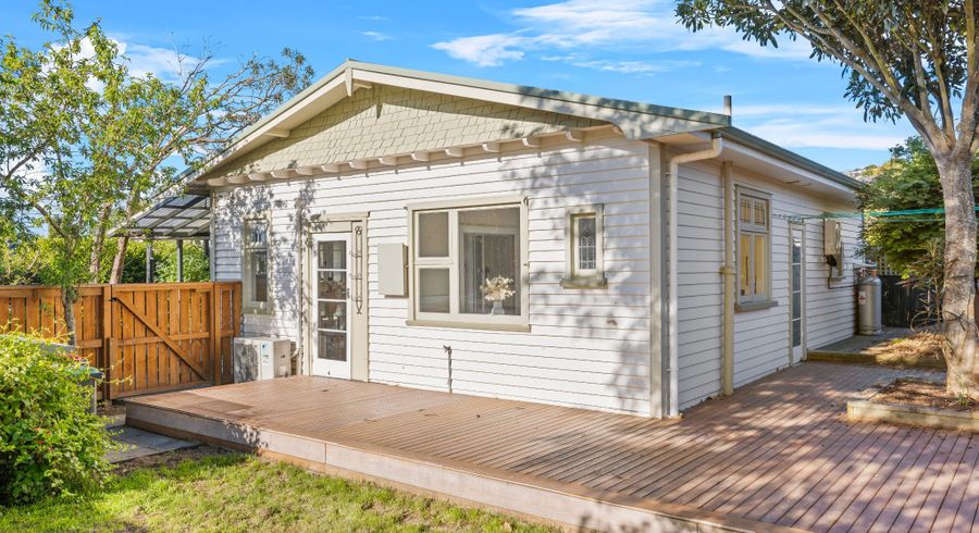  at 86 Corson Avenue, Beckenham, Christchurch