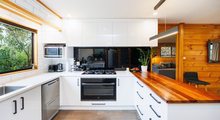  at 23 Abby Road, Fitzherbert, Palmerston North, Manawatu / Whanganui