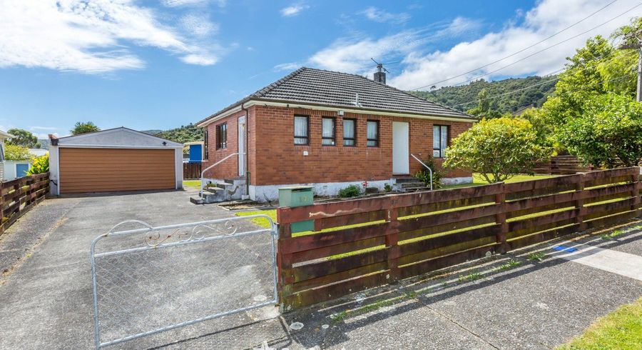  at 17 Cleland Crescent, Naenae, Lower Hutt
