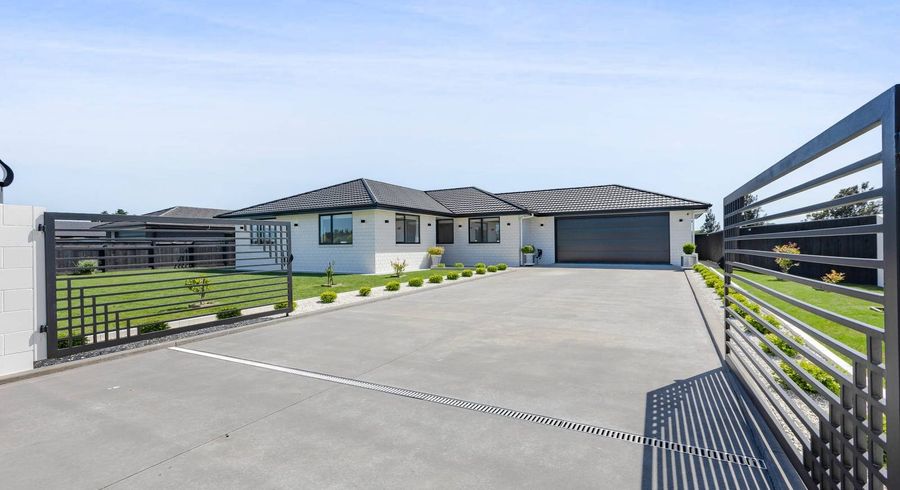  at 26 Honeyfield Drive, Whalers Gate, New Plymouth
