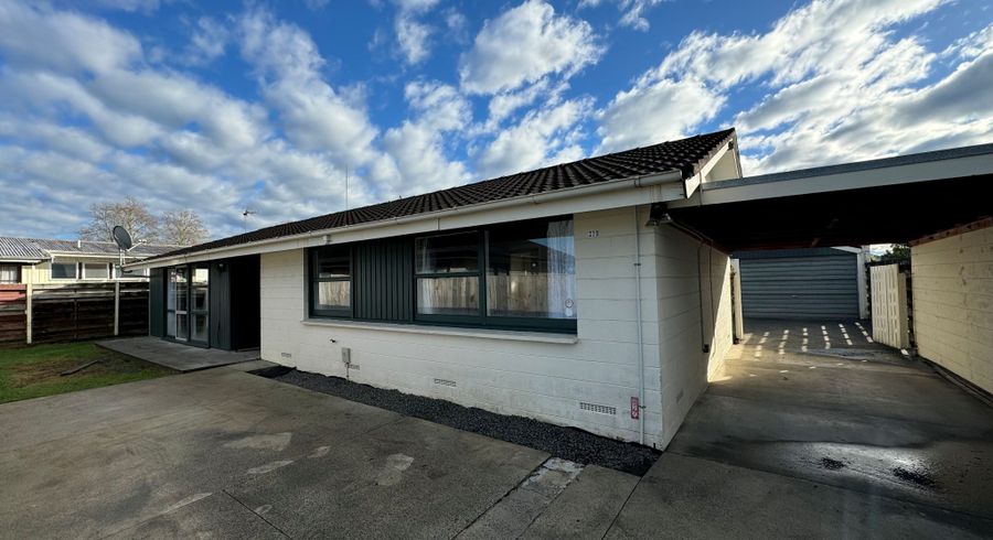  at 220 Sandwich Rd, Saint Andrews, Hamilton, Waikato