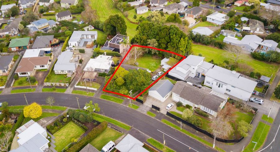  at 3 Paddington Street, Glen Innes, Auckland