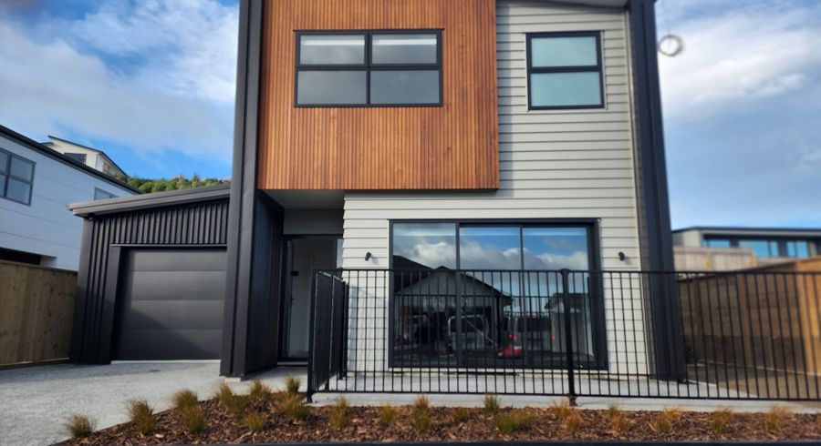  at 4A Kaiaho Close, Aotea, Porirua