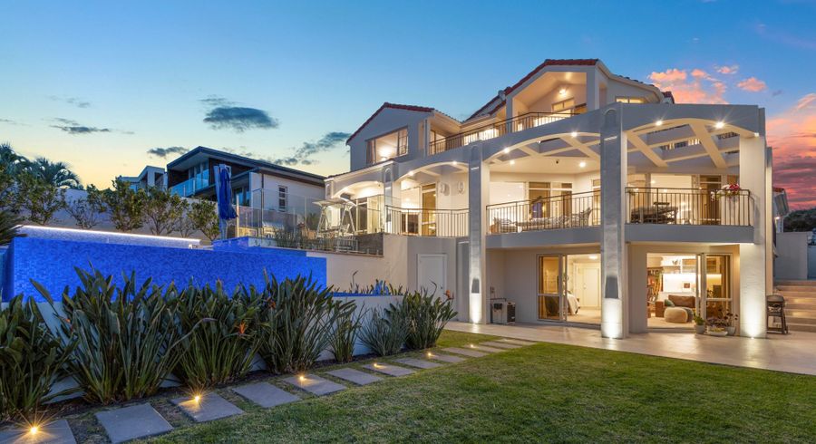  at 9 Gilberd Place, Torbay, Auckland