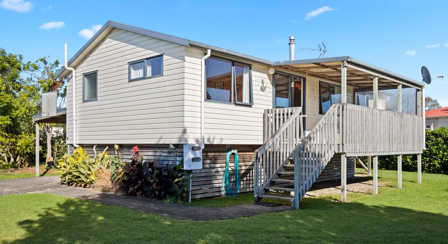  at 19 Kowhai Avenue, KAIAUA, MIRANDA