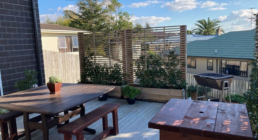  at 7C Yeoman Place, Howick, Auckland