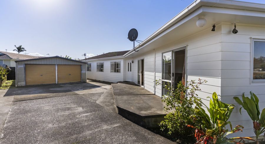  at 60 Wakefield Road, Favona, Auckland