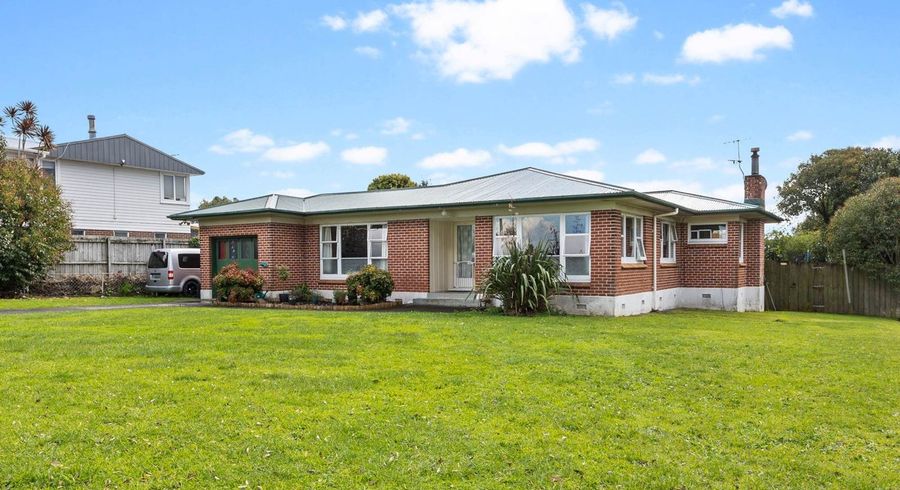  at 32 Eastdale Road, Avondale, Auckland City, Auckland