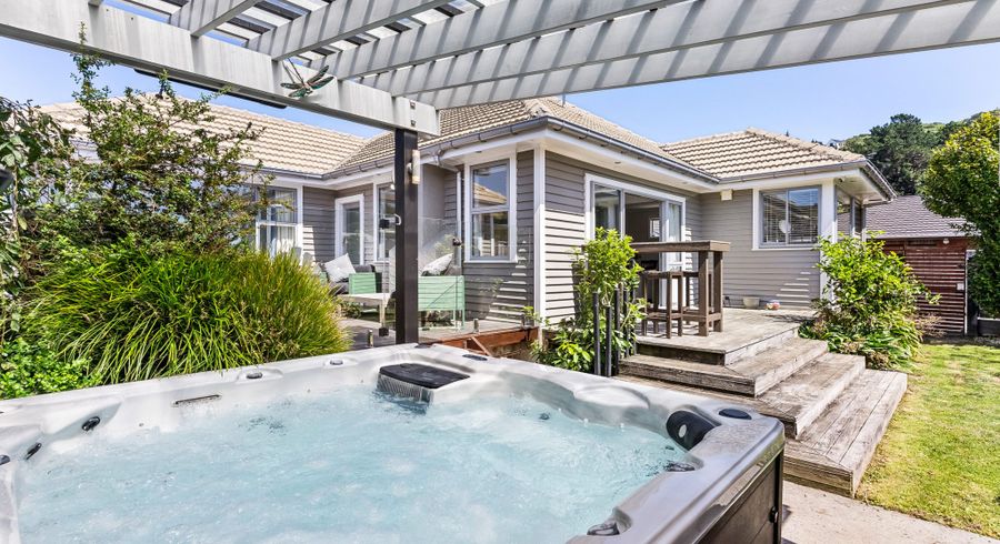  at 6 Rawson Street, Tawa, Wellington, Wellington