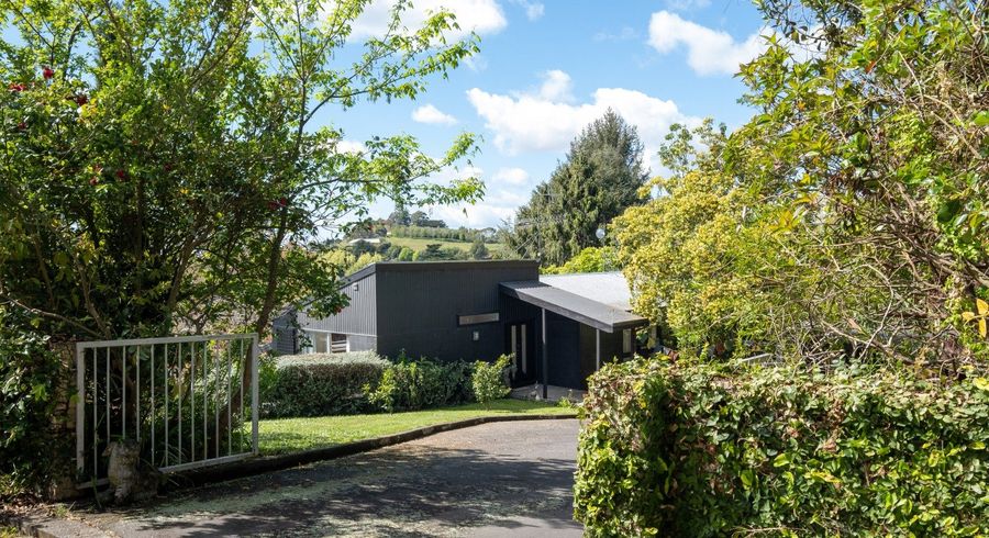  at 14 Ballantyne Place, Poraiti, Napier