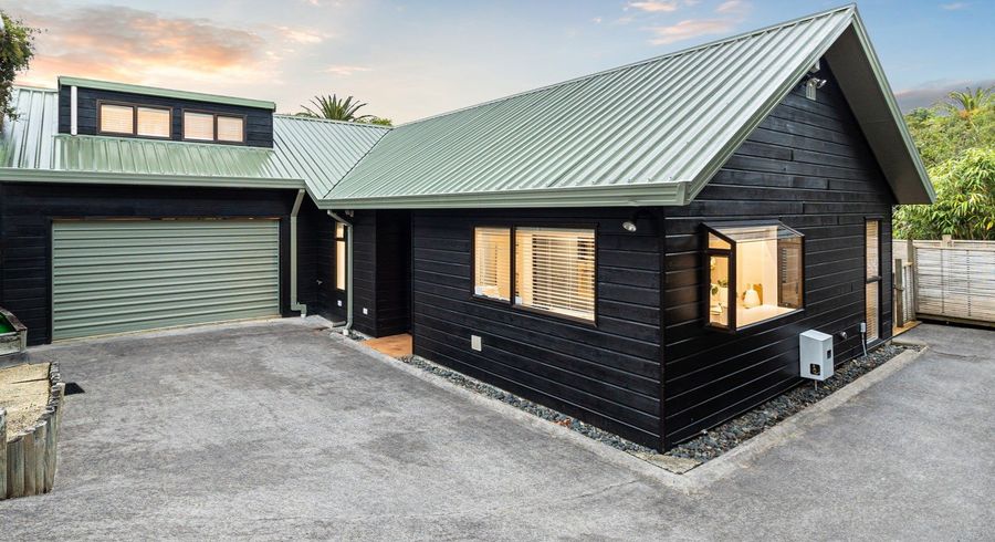  at 2/13 Hororata Road, Hauraki, Auckland
