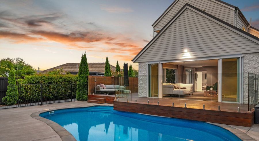  at 481 Avonhead Road, Avonhead, Christchurch