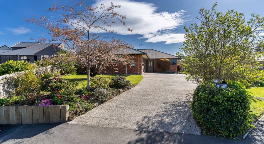  at 19 Duxford Crescent, Fairfield, Dunedin