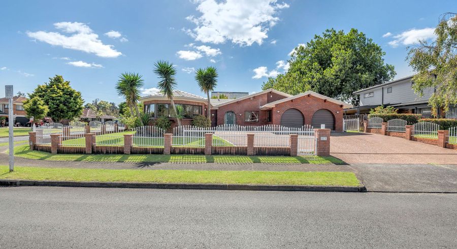  at 2 Parera Place, Papatoetoe, Auckland