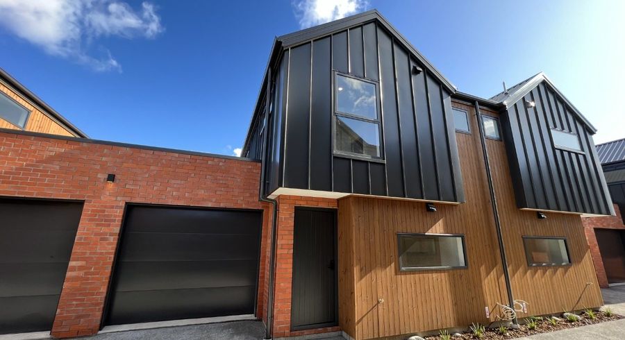  at 2/387 Armagh Street, Linwood, Christchurch City, Canterbury