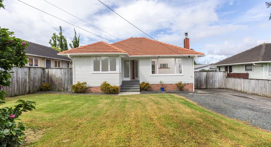  at 18 Garelja Road, Henderson, Waitakere City, Auckland