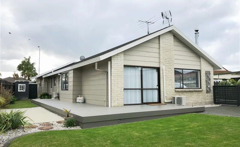  at 22 Sturges Road, Henderson, Waitakere City, Auckland