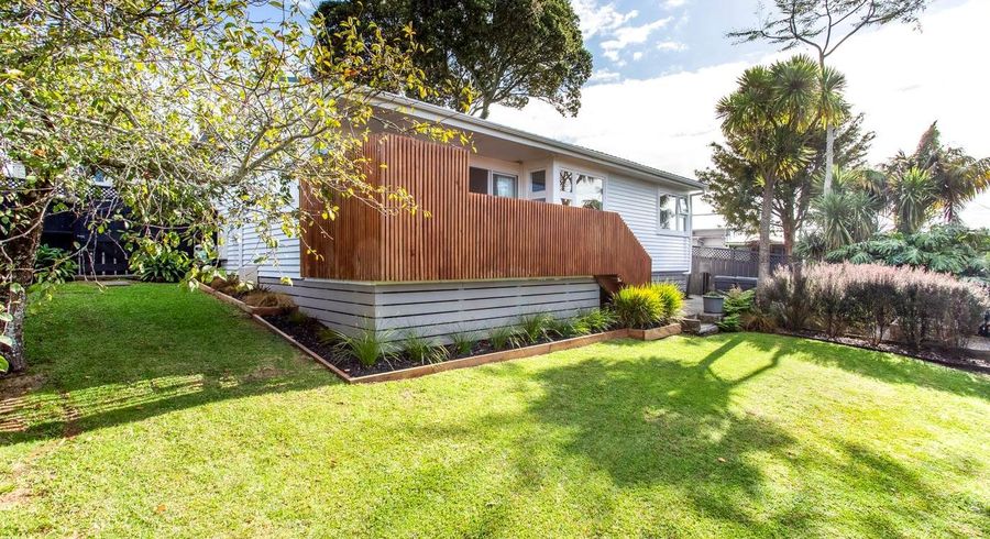  at 2 Cradock Street, Avondale, Auckland City, Auckland