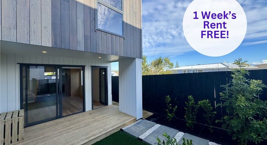  at 11/506 Glenfield Road, Bayview, Auckland