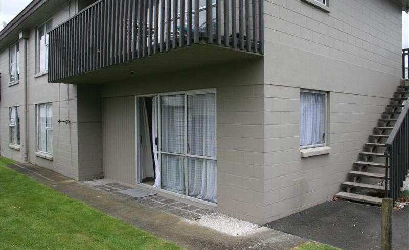  at 2C Tralee Place, Hillcrest, Hamilton