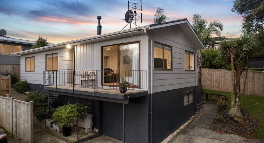  at 9 Sispara Place, Beach Haven, North Shore City, Auckland