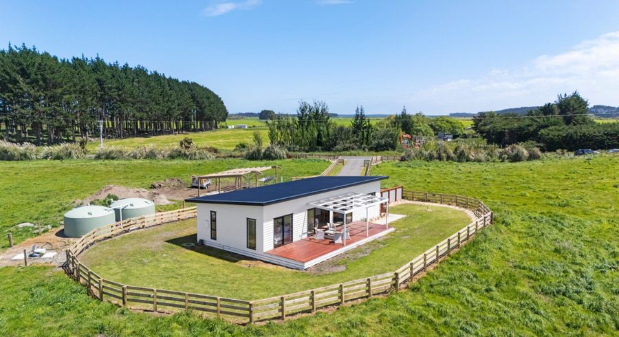  at 1121 Parewanui Road, Tangimoana, Manawatu, Manawatu / Whanganui