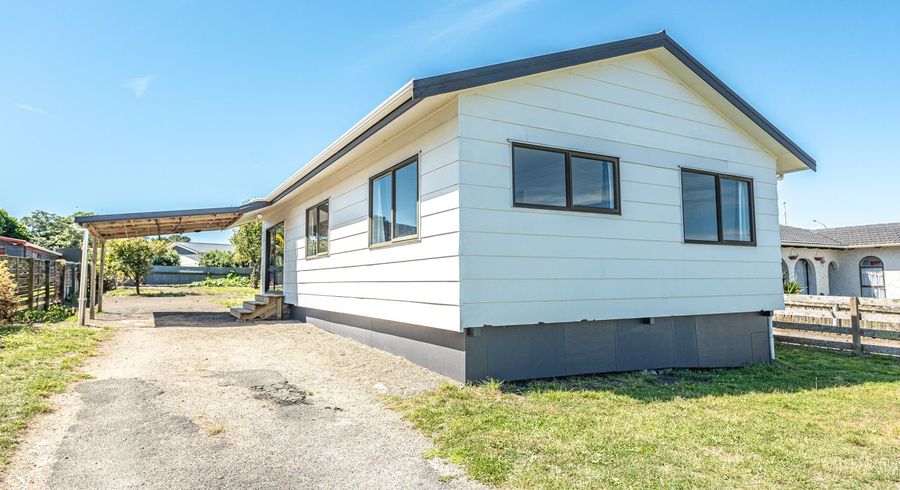  at 110 Hinau Street, Castlecliff, Whanganui