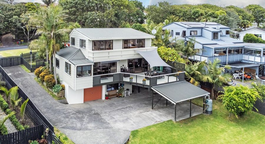  at 22 Hollyford Drive, Clover Park, Auckland