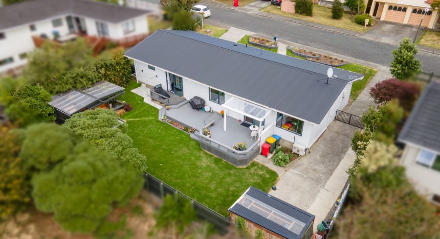  at 4 Langwell Place, Papakowhai, Porirua