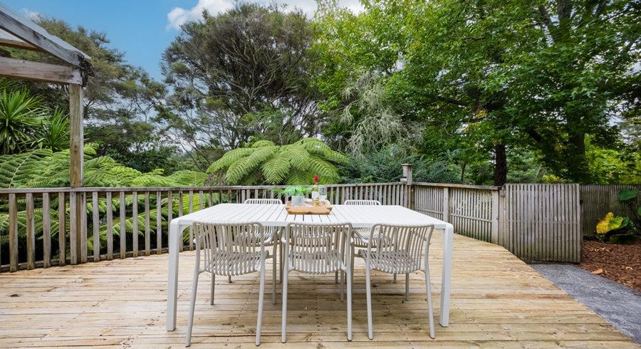  at 2/22 Hobby Avenue, Birkdale, North Shore City, Auckland