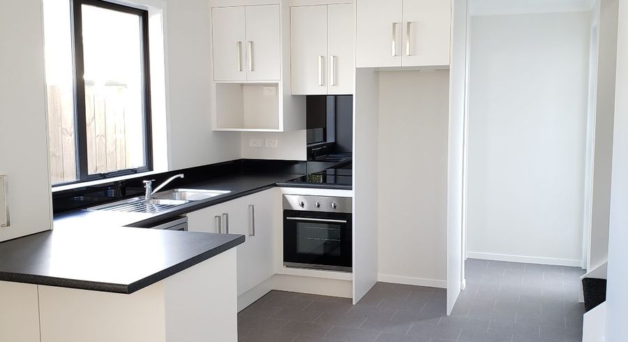  at 2/12 Beaumont Street, Hamilton East, Hamilton