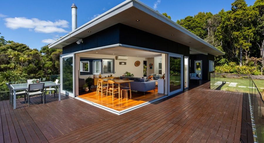  at 296 Piha Road, Piha, Waitakere City, Auckland