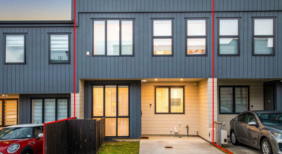  at 4C Whakatupu Road, Flat Bush, Manukau City, Auckland