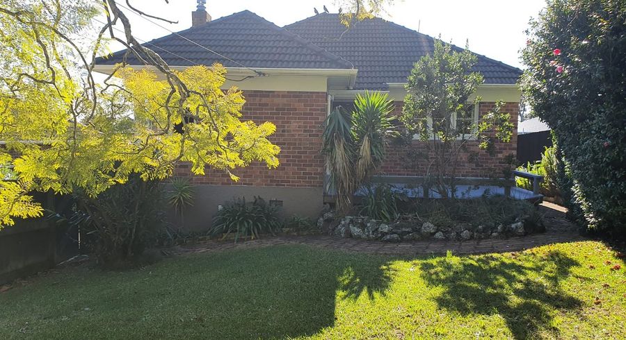  at 101 Kinross Street, Blockhouse Bay, Auckland