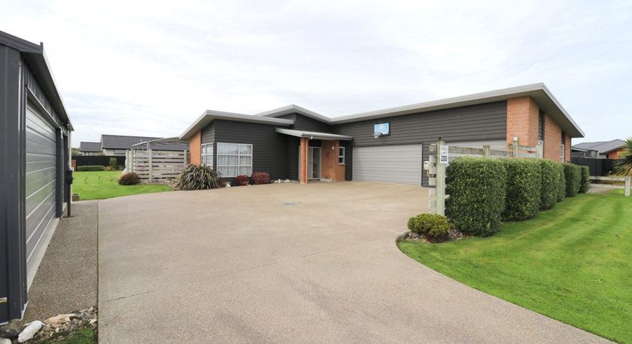  at 21 Sunrise Drive, Seaward Bush, Invercargill