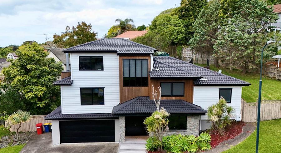  at 4 Ridge Valley Drive, Browns Bay, Auckland