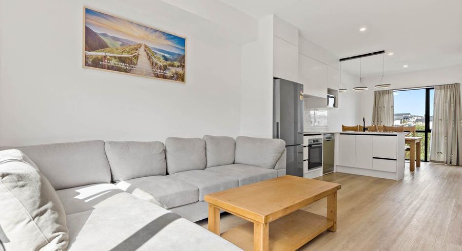  at 44 Whakatupu Road, Flat Bush, Manukau City, Auckland