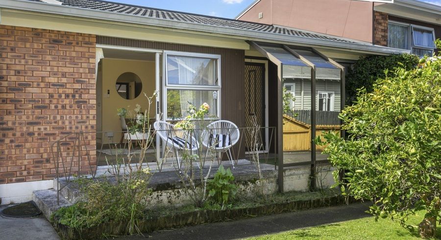  at 3/20 Turama Road, Royal Oak, Auckland