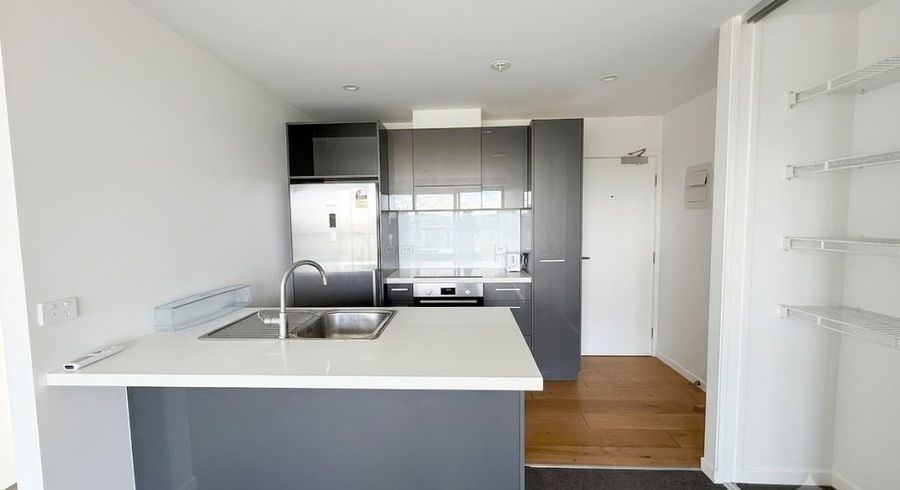  at 310/8 Lakewood Court, Manukau, Manukau City, Auckland