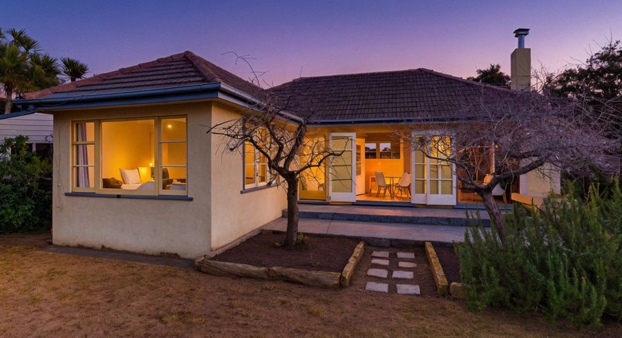  at 25 Weka Road, Raumati Beach, Kapiti Coast, Wellington