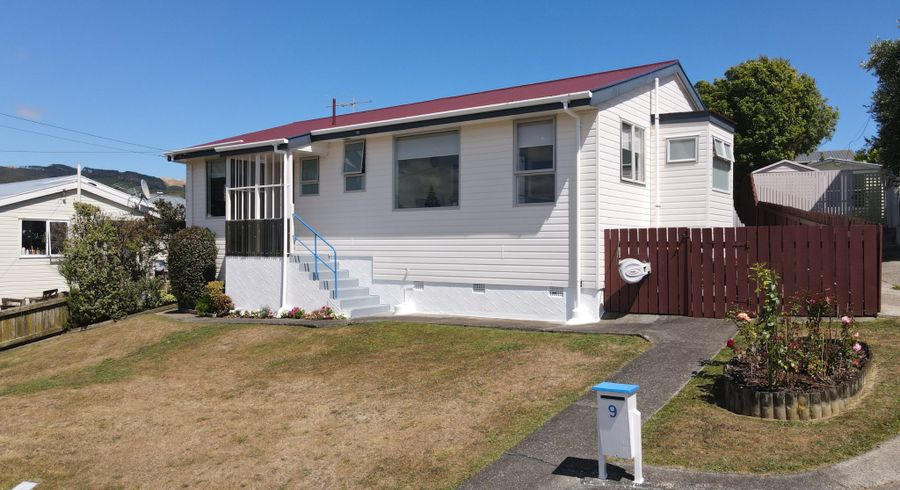  at 9 Arero Place, Titahi Bay, Porirua