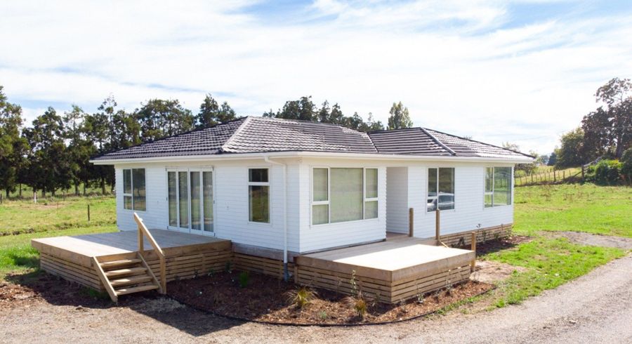  at 24 Wharf Road, Kerepehi, Hauraki, Waikato