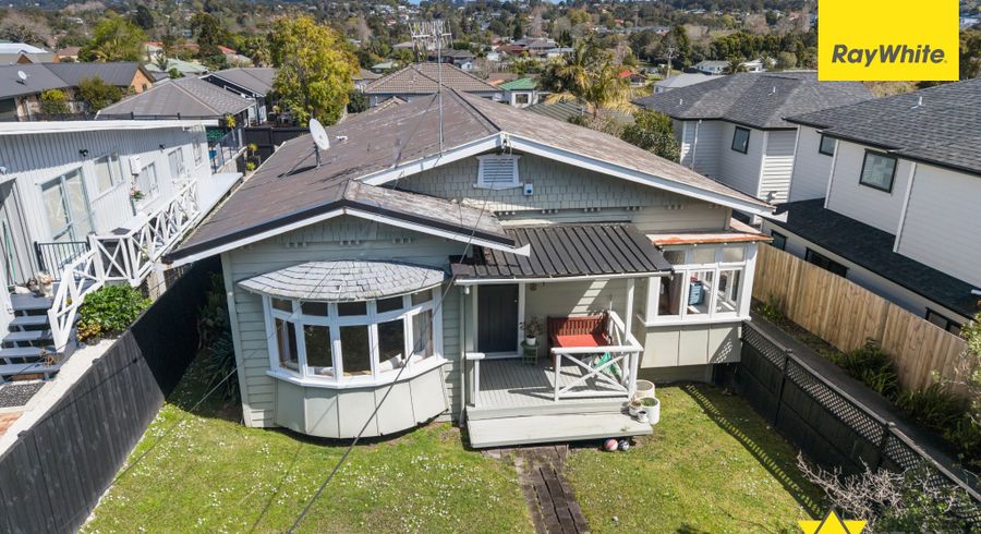  at 37 Willerton Avenue, New Lynn, Waitakere City, Auckland