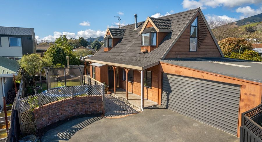  at 2/11 Tainui Street, Stoke, Nelson
