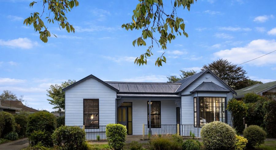  at 6 Queen Street, Mosgiel, Dunedin, Otago