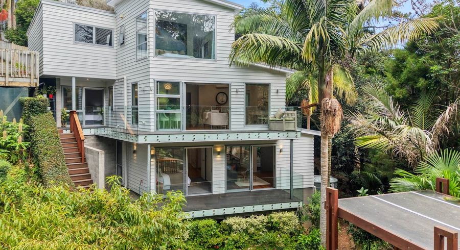  at 10A Deverell Place, Browns Bay, North Shore City, Auckland