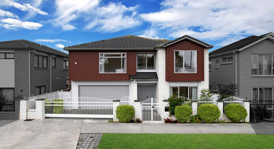  at 25 Te Kura Road, Flat Bush, Manukau City, Auckland