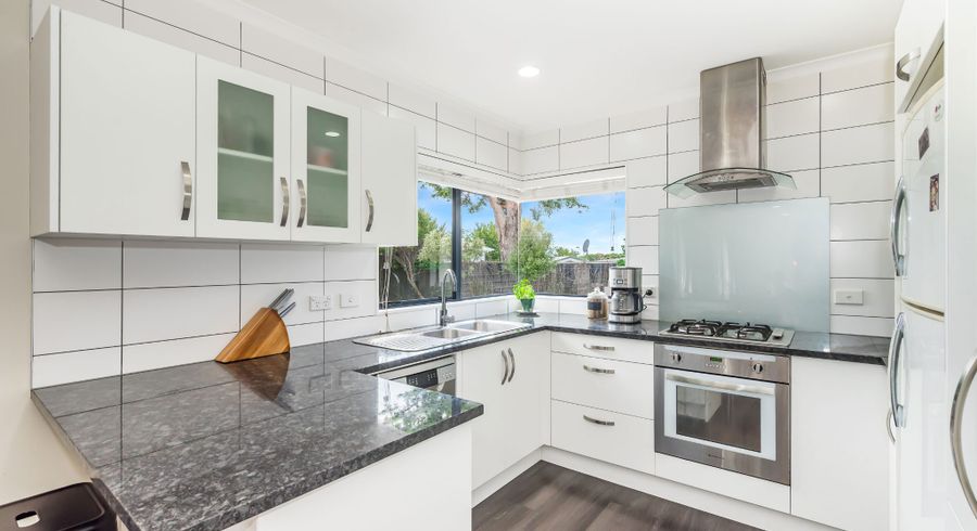  at 18 Robert Grove, Paraparaumu, Kapiti Coast, Wellington