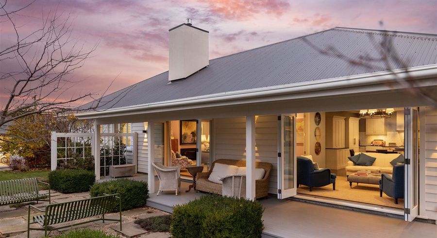  at 21 Garden Road, Merivale, Christchurch